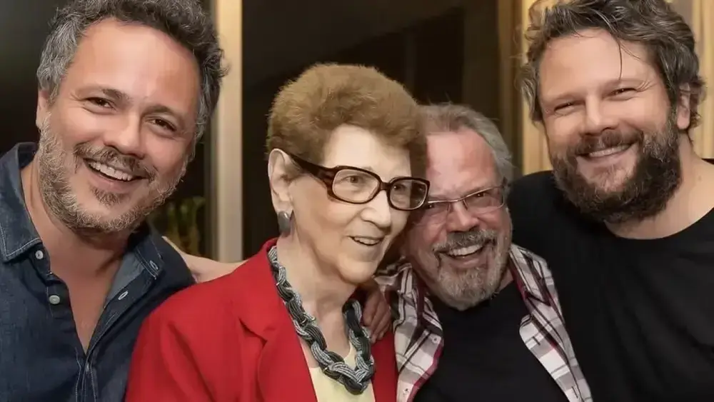 Morre Dalton Mello, pai de Selton e Danton Mello, aos 84 anos